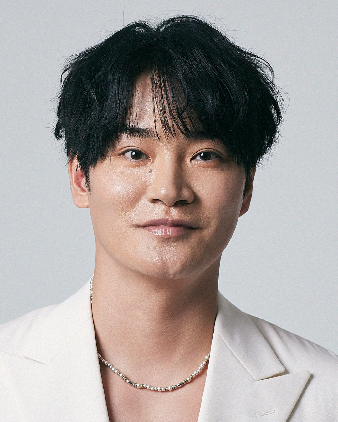 細谷佳正
